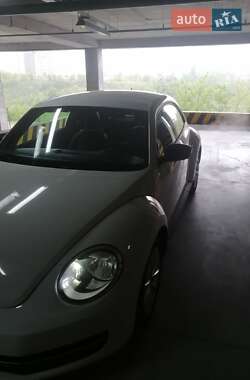 Хэтчбек Volkswagen Beetle 2015 в 