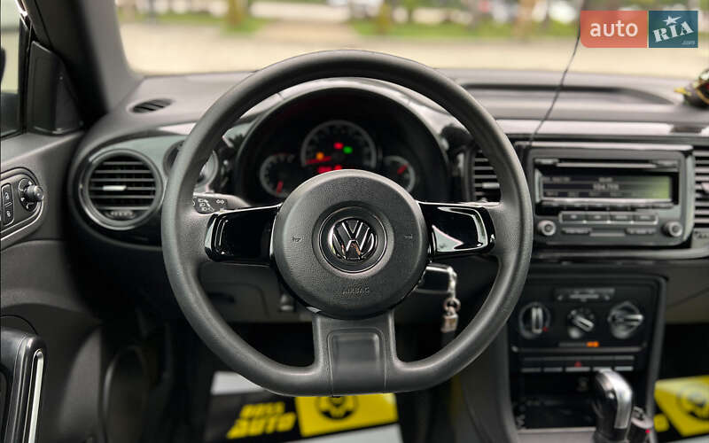 Хэтчбек Volkswagen Beetle 2014 в Львове