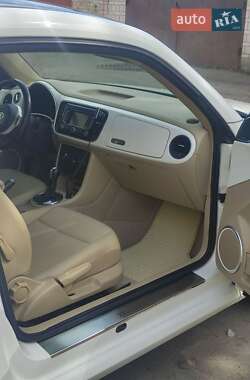 Хэтчбек Volkswagen Beetle 2013 в 