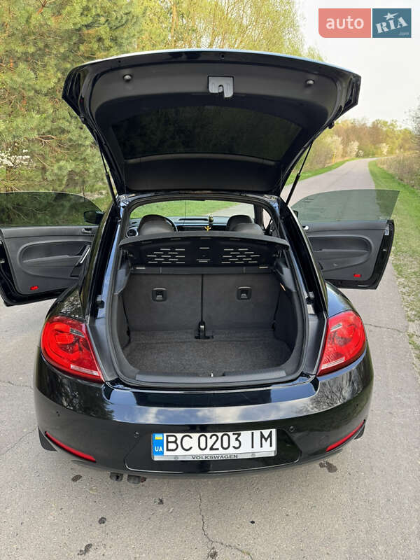 Хэтчбек Volkswagen Beetle 2014 в Львове