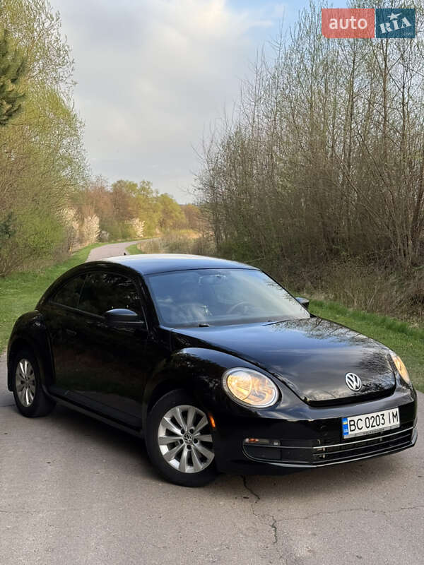 Хэтчбек Volkswagen Beetle 2014 в Львове