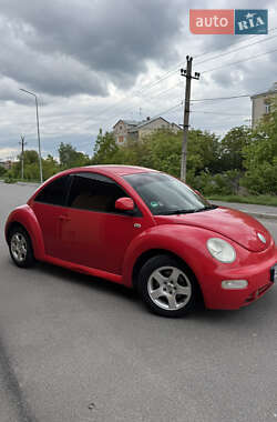 Хэтчбек Volkswagen Beetle 2000 в 