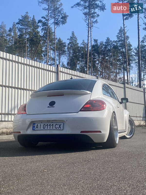 Хэтчбек Volkswagen Beetle 2013 в Киеве