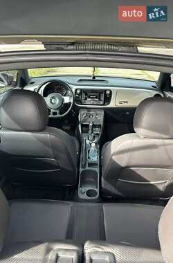 Хетчбек Volkswagen Beetle 2012 в 