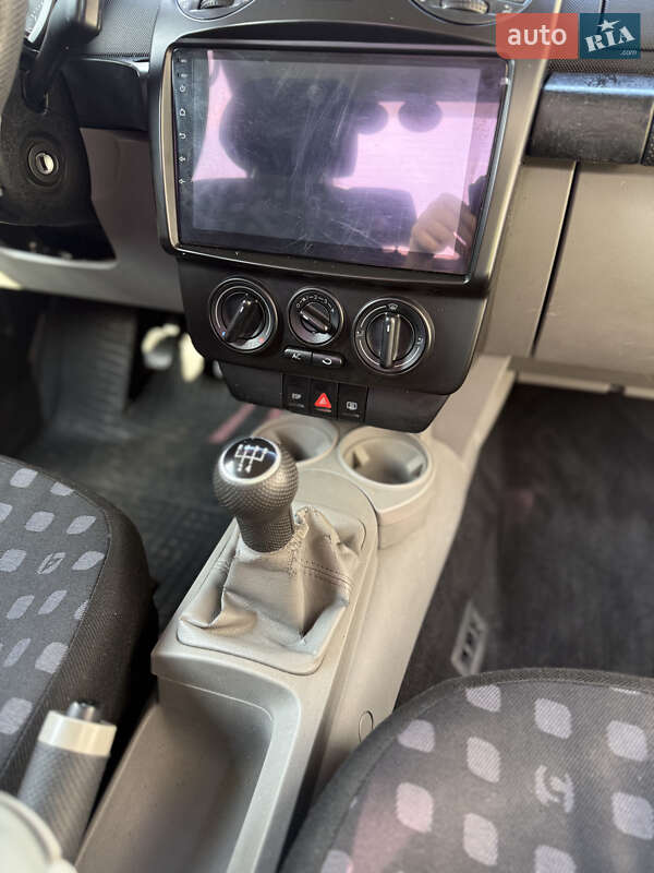 Хетчбек Volkswagen Beetle 2002 в Полтаві