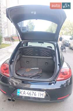 Хэтчбек Volkswagen Beetle 2012 в 