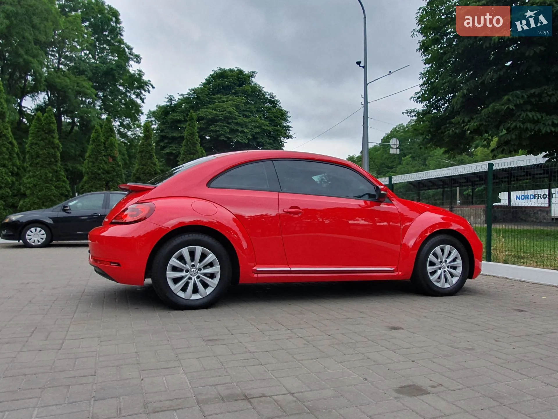 2019 Volkswagen Beetle - мініатюра 17