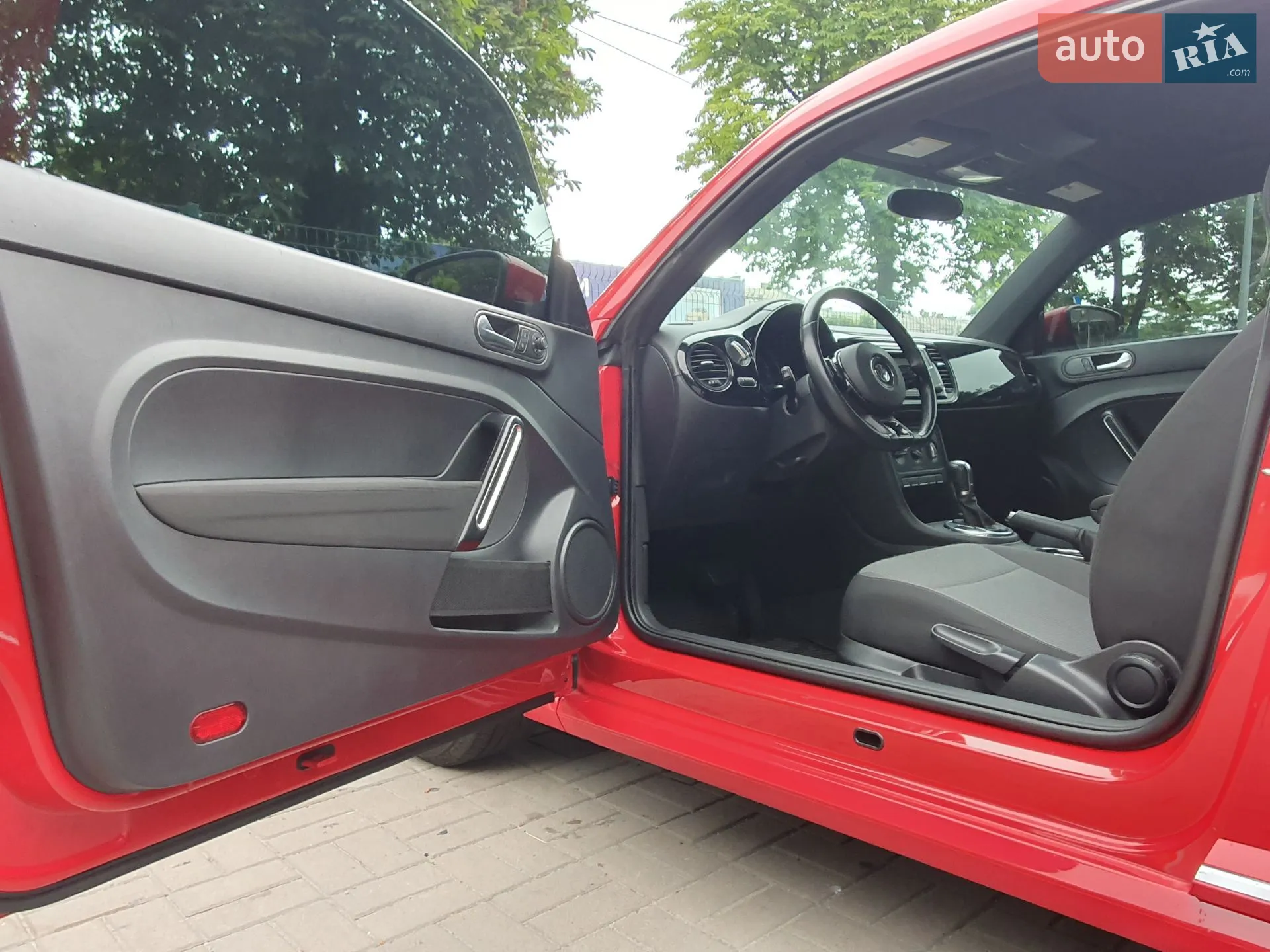 2019 Volkswagen Beetle - мініатюра 36