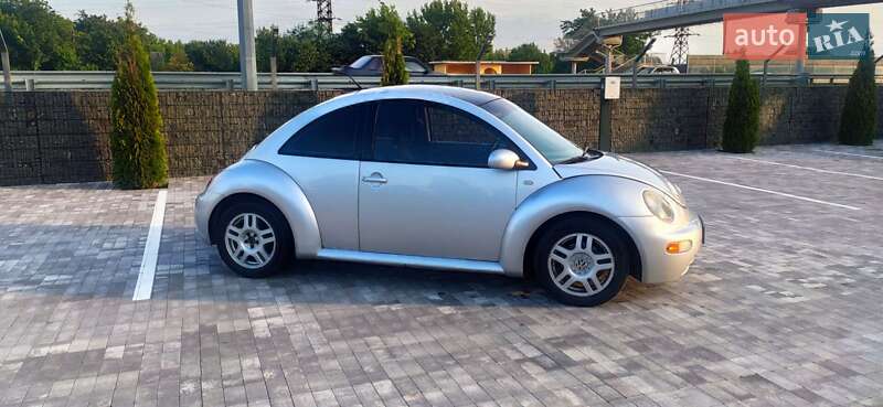 Хэтчбек Volkswagen Beetle 2001 в Макарове