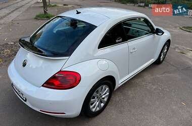 Хэтчбек Volkswagen Beetle 2016 в 