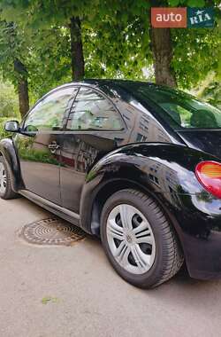 Хетчбек Volkswagen Beetle 2000 в Житомирі