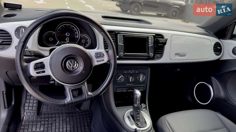 Хэтчбек Volkswagen Beetle 2015 в Киеве
