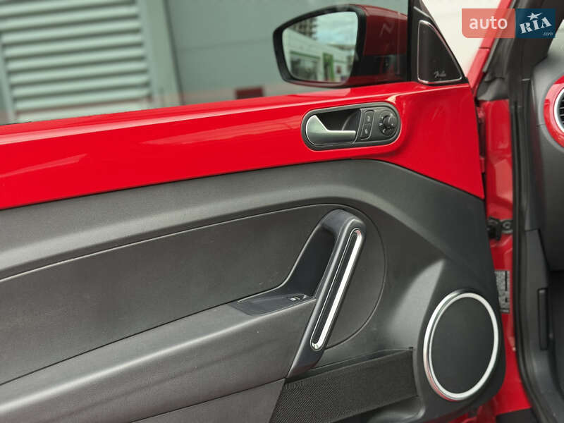 Хетчбек Volkswagen Beetle 2012 в Києві