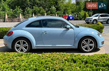 Хэтчбек Volkswagen Beetle 2015 в 