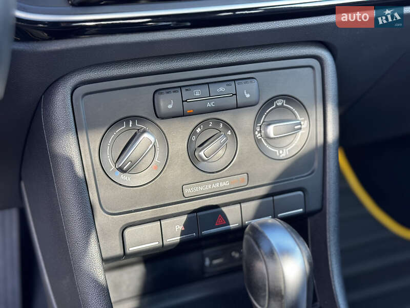 Хэтчбек Volkswagen Beetle 2016 в Сумах