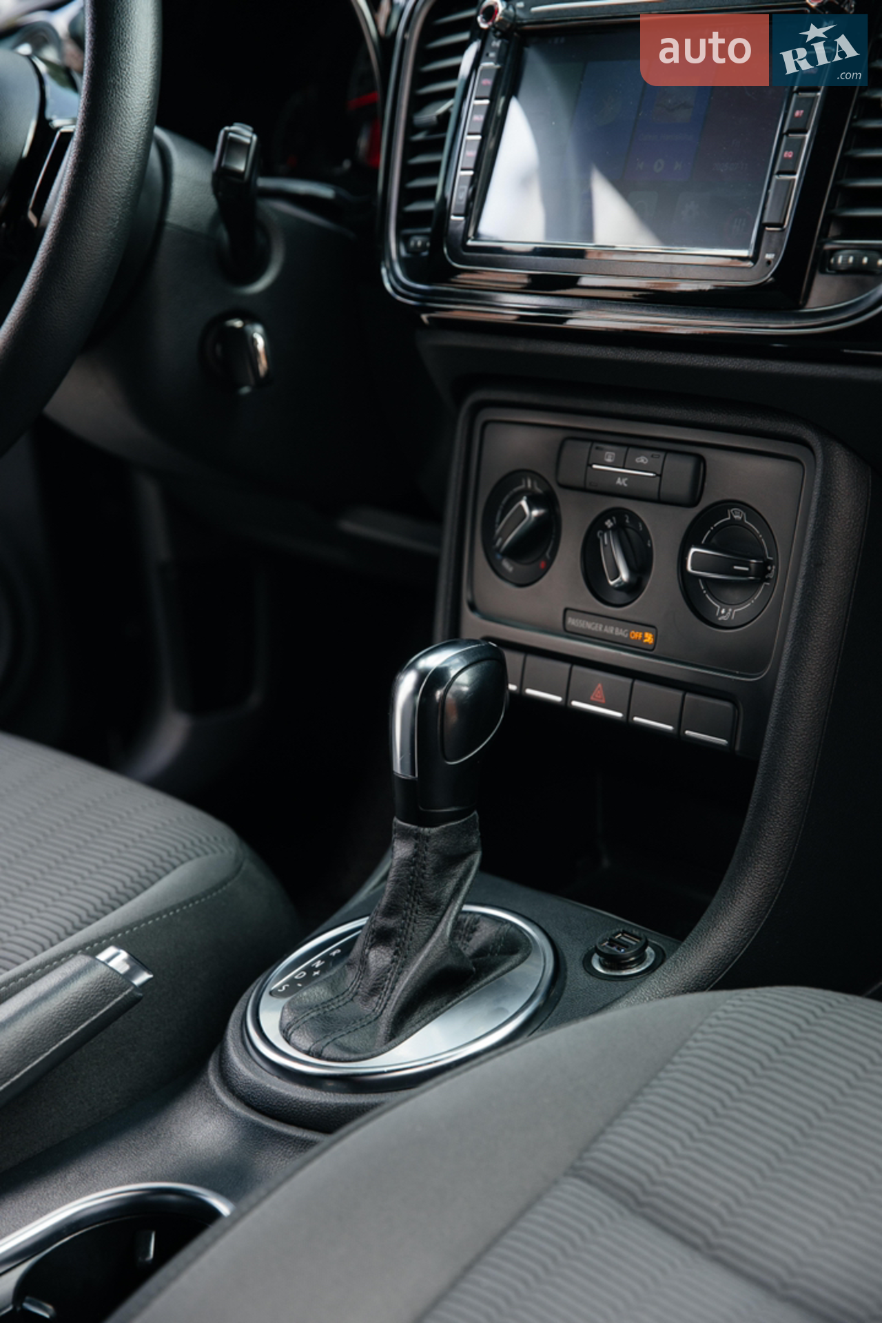 2014 Volkswagen Beetle - мініатюра 19