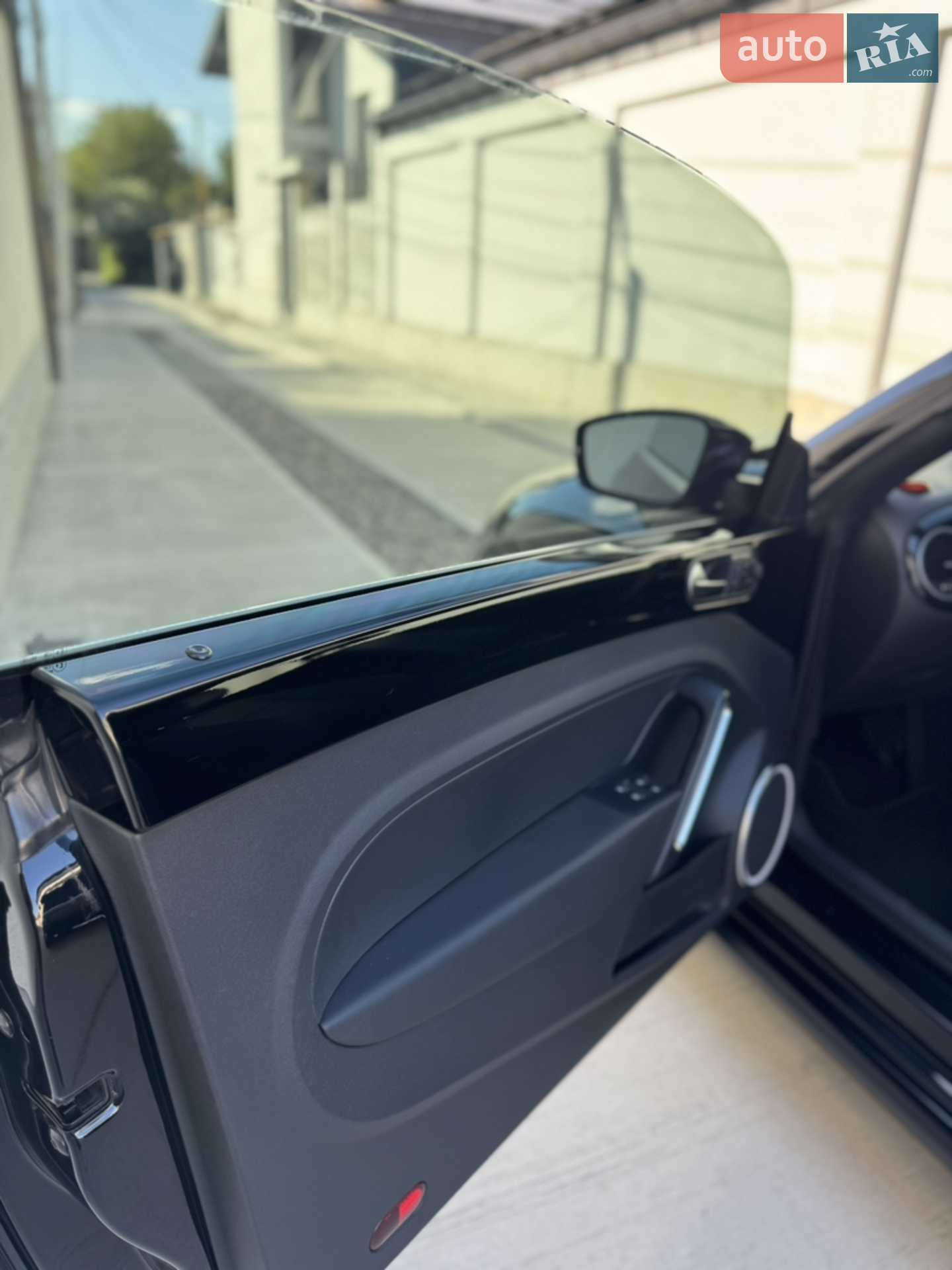 2013 Volkswagen Beetle - мініатюра 13