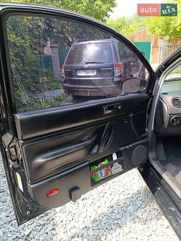 Хэтчбек Volkswagen Beetle 2010 в Киеве