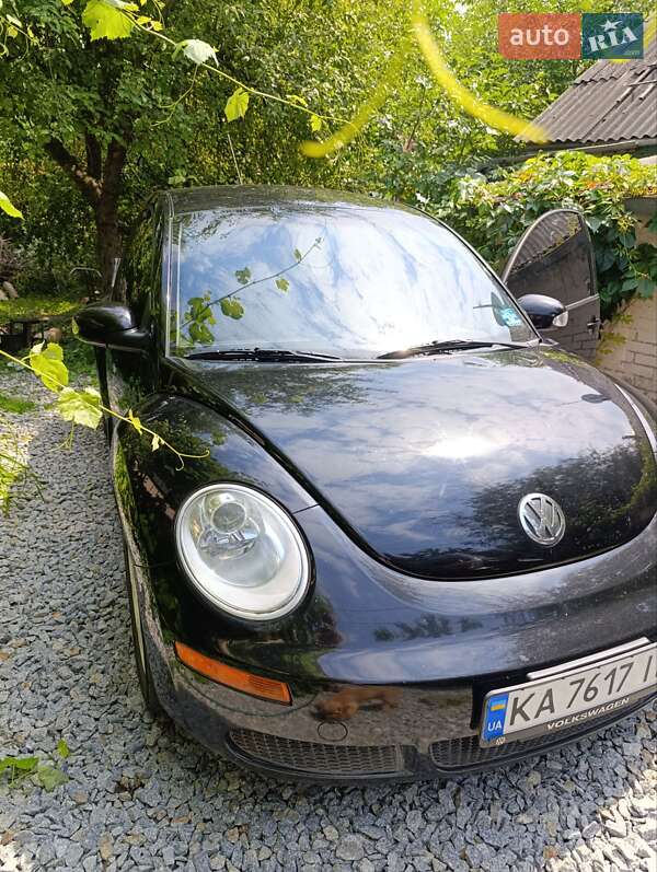 Хэтчбек Volkswagen Beetle 2010 в Киеве