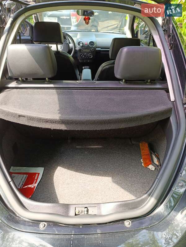 Хэтчбек Volkswagen Beetle 2010 в Киеве