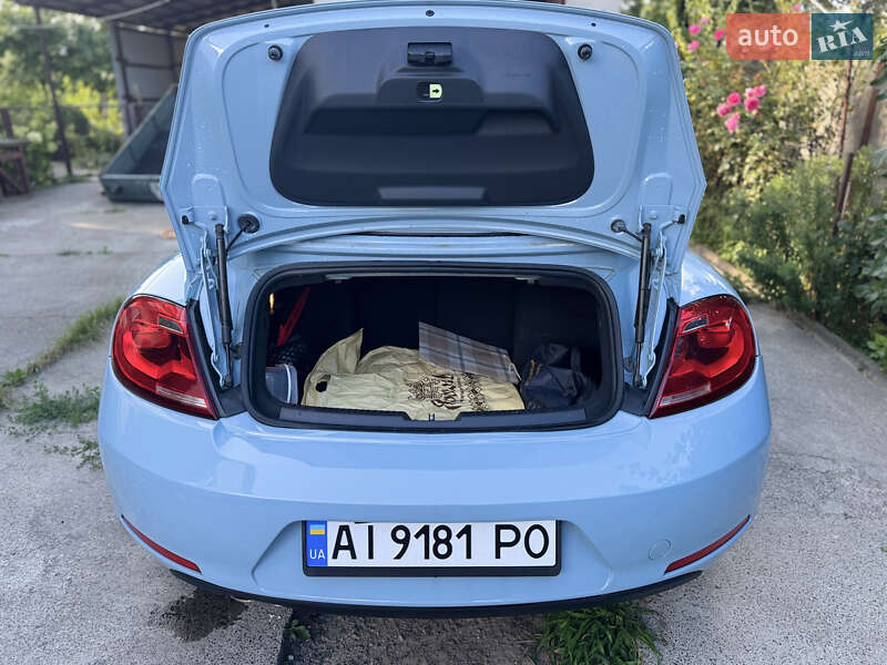 Кабриолет Volkswagen Beetle 2013 в Киеве фото 21 Кабриолет Volkswagen Beetle 2013 в Киеве