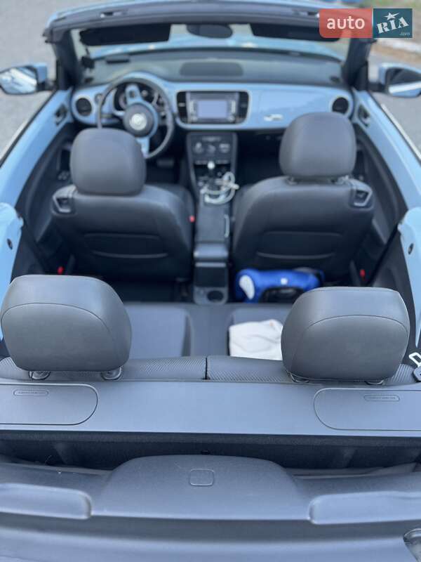 Кабриолет Volkswagen Beetle 2013 в Киеве фото 25 Кабриолет Volkswagen Beetle 2013 в Киеве