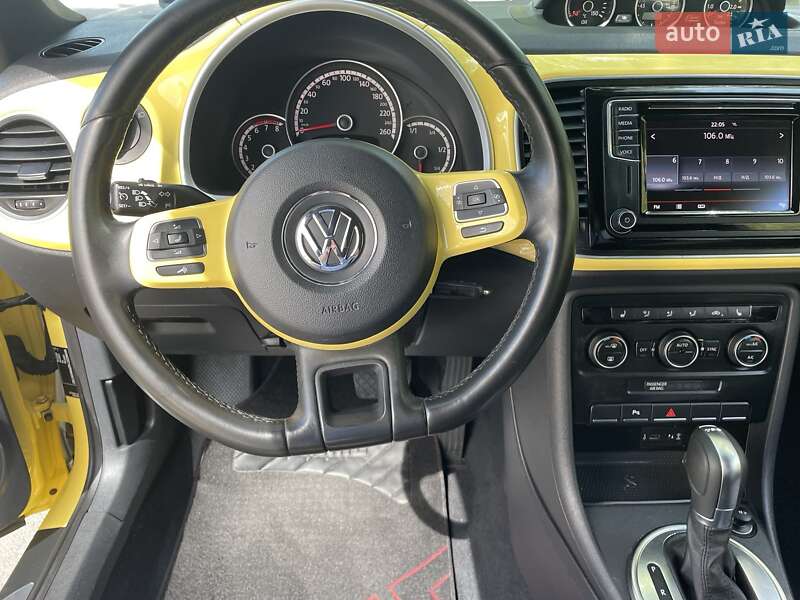 Хетчбек Volkswagen Beetle 2015 в Києві