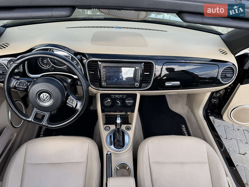 Кабріолет Volkswagen Beetle 2013 в Чернівцях фото 9 Кабріолет Volkswagen Beetle 2013 в Чернівцях