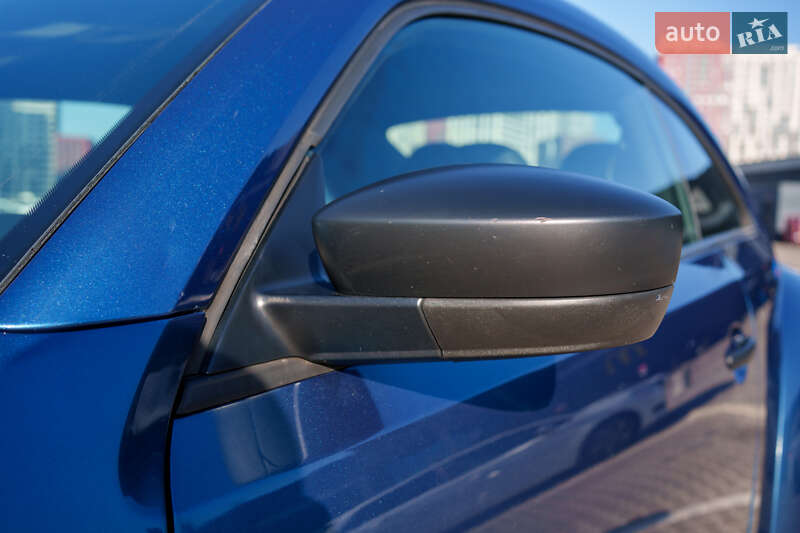 Хетчбек Volkswagen Beetle 2015 в Києві фото 6 Хетчбек Volkswagen Beetle 2015 в Києві