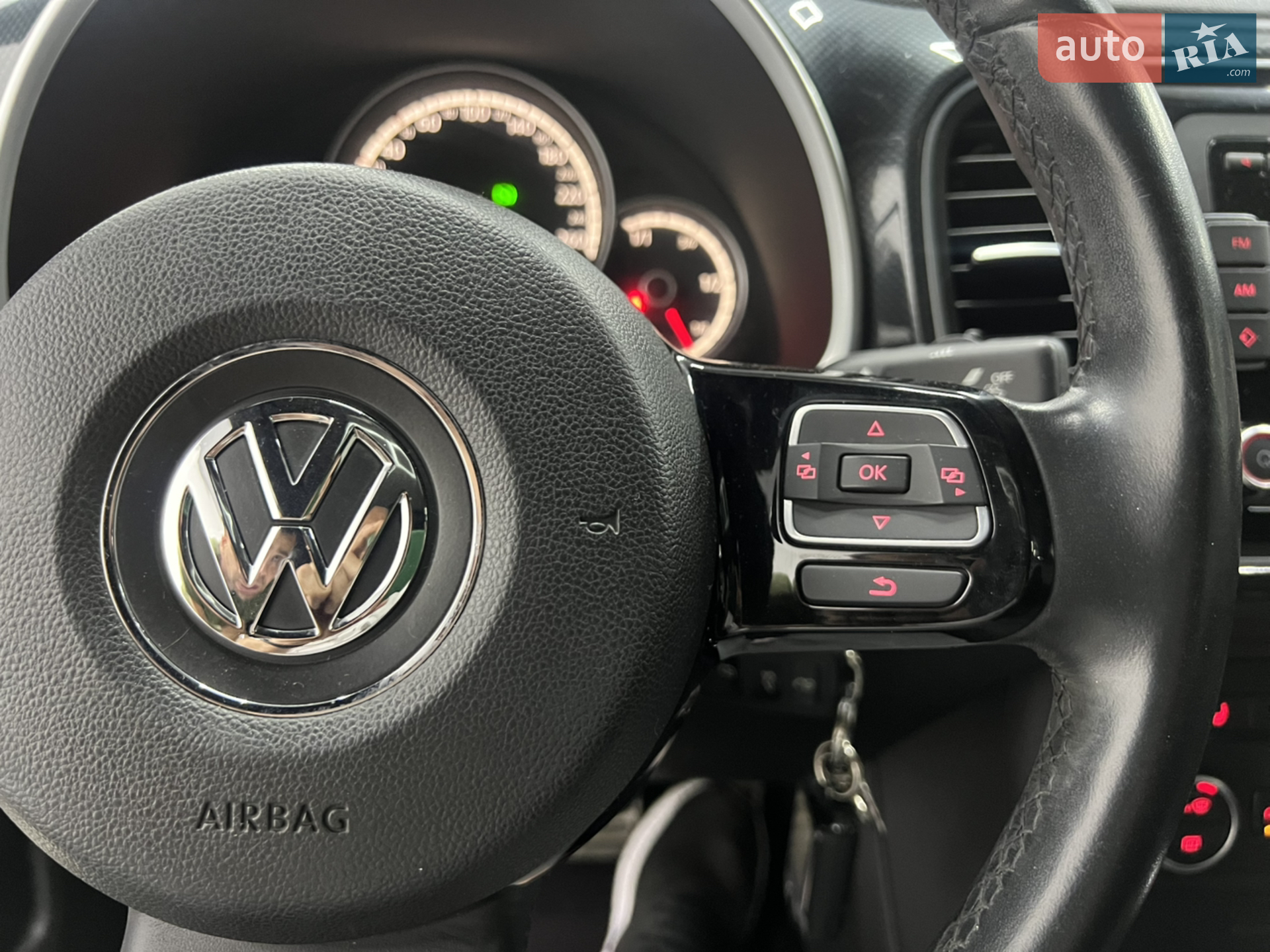 2013 Volkswagen Beetle - мініатюра 13