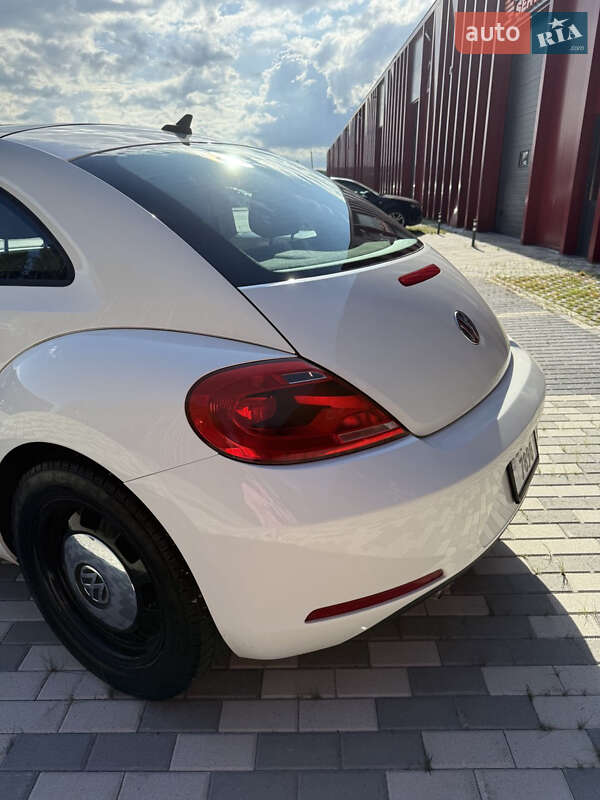 Хэтчбек Volkswagen Beetle 2013 в Львове