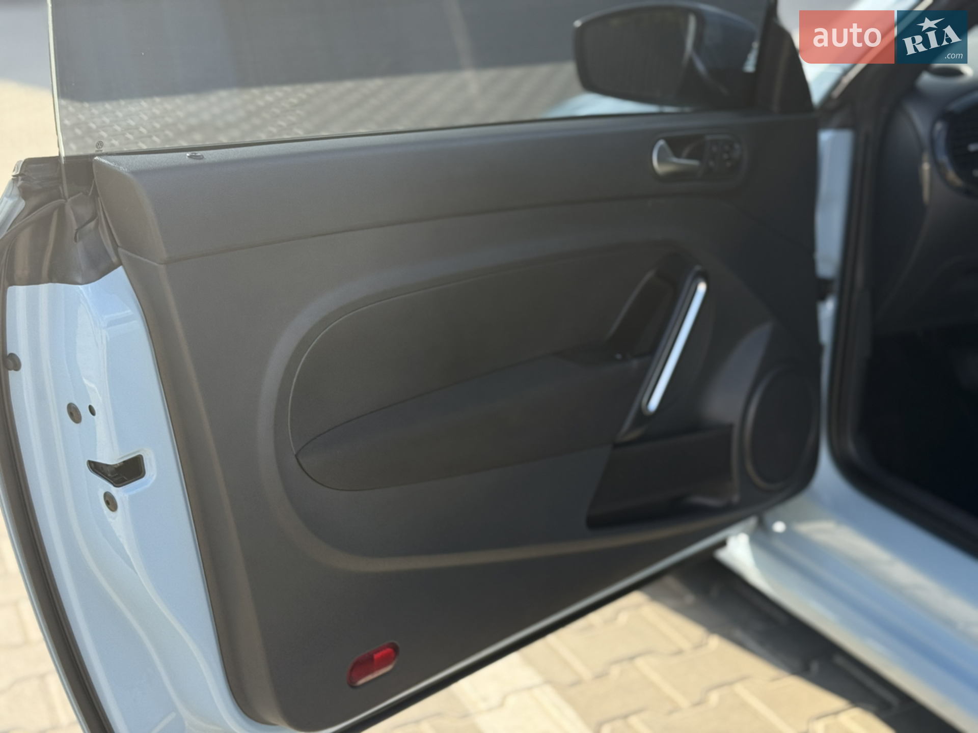 2015 Volkswagen Beetle - мініатюра 9