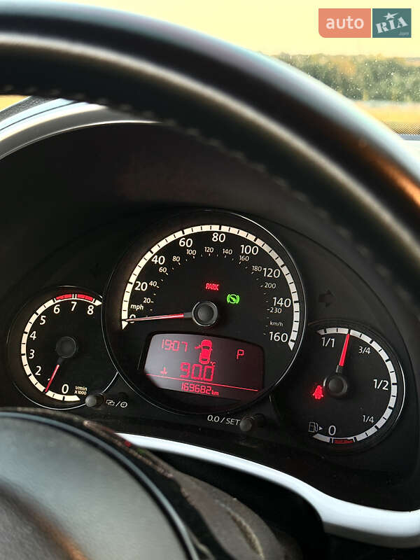 Хетчбек Volkswagen Beetle 2012 в Івано-Франківську