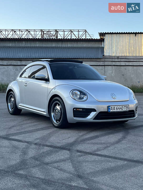 Volkswagen Beetle 2012 Volkswagen Beetle 2012