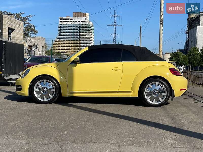 Кабріолет Volkswagen Beetle 2012 в Дніпрі