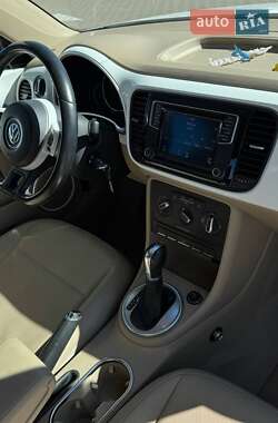 Хэтчбек Volkswagen Beetle 2016 в 