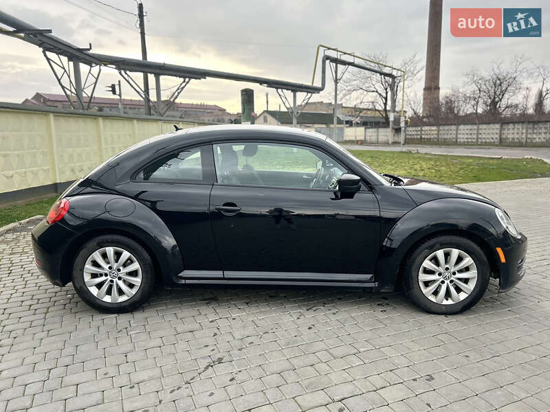 Volkswagen Beetle 2012