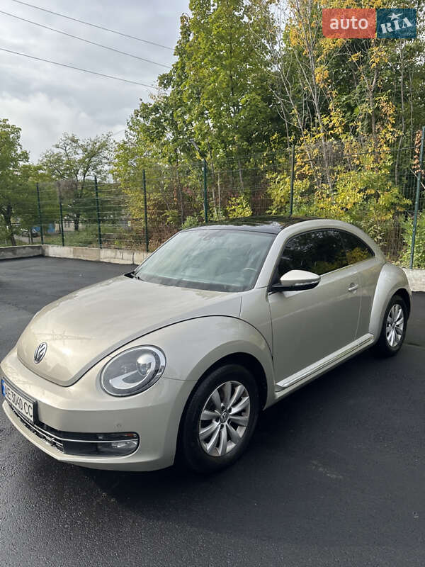 Хэтчбек Volkswagen Beetle 2014 в 