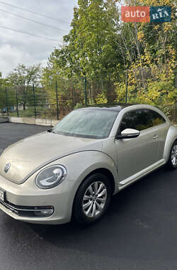 Хэтчбек Volkswagen Beetle 2014 в 