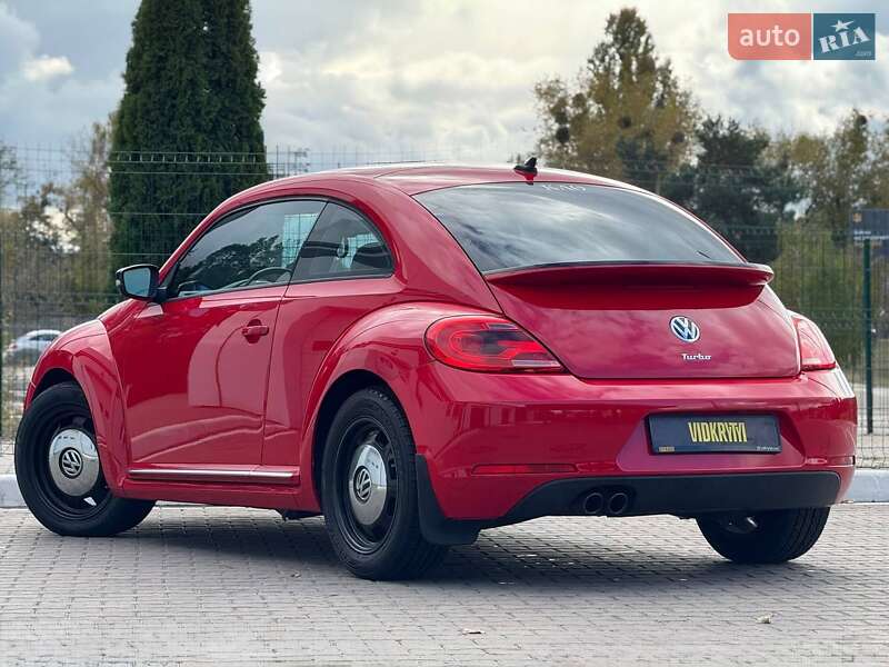 Хетчбек Volkswagen Beetle 2016 в Києві фото 2 Хетчбек Volkswagen Beetle 2016 в Києві