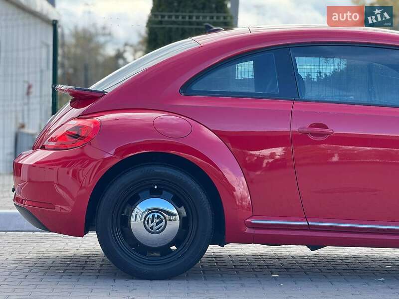 Хетчбек Volkswagen Beetle 2016 в Києві фото 15 Хетчбек Volkswagen Beetle 2016 в Києві