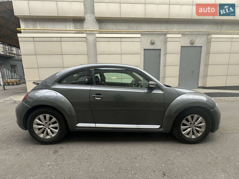 Хэтчбек Volkswagen Beetle 2019 в Днепре