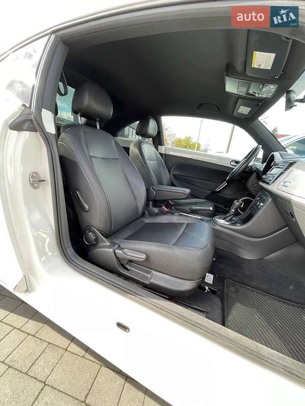 Хетчбек Volkswagen Beetle 2013 в Львові фото 23 Хетчбек Volkswagen Beetle 2013 в Львові