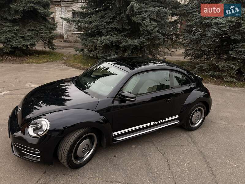 Хэтчбек Volkswagen Beetle 2017 в 