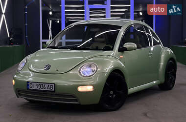 Хэтчбек Volkswagen Beetle 2000 в  Хэтчбек Volkswagen Beetle 2000 в