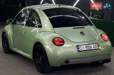 Хэтчбек Volkswagen Beetle 2000 в  фото 14 Хэтчбек Volkswagen Beetle 2000 в