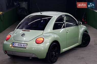 Хэтчбек Volkswagen Beetle 2000 в  фото 16 Хэтчбек Volkswagen Beetle 2000 в