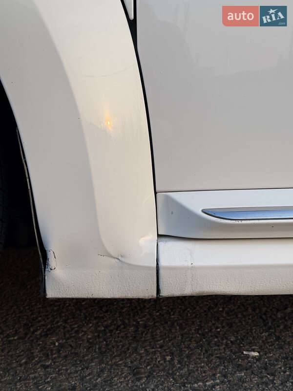 Хетчбек Volkswagen Beetle 2013 в Чернівцях