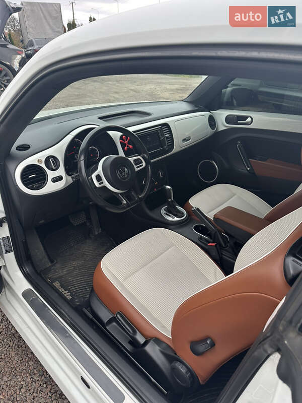 Volkswagen Beetle 2016