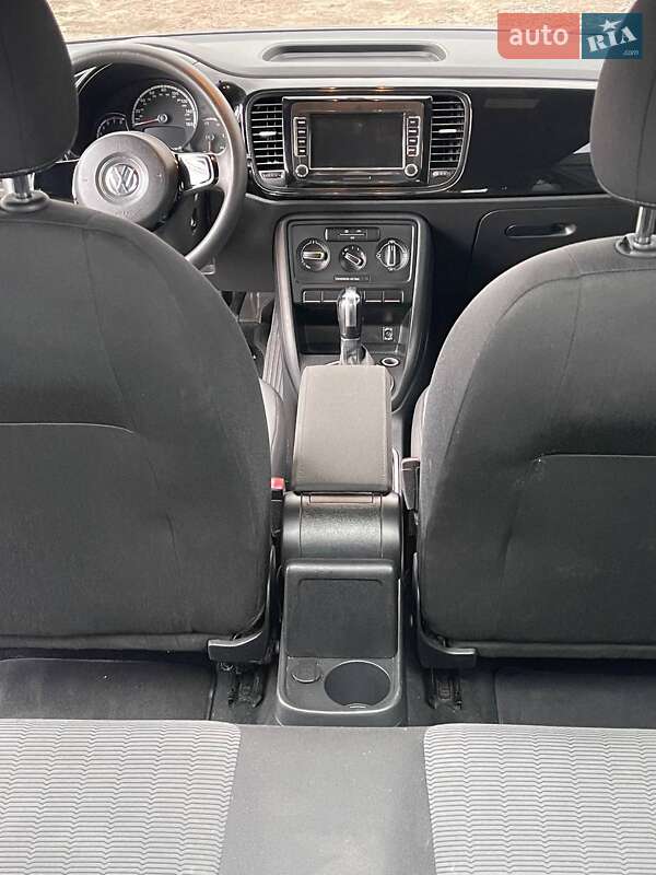 Хэтчбек Volkswagen Beetle 2012 в Киеве фото 11 Хэтчбек Volkswagen Beetle 2012 в Киеве